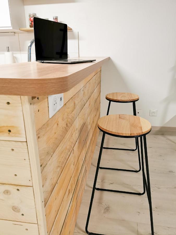 Appartement Ma Douce Charente - Superbe T3 Design Et Fonctionnel - Hyper Centre A แซ็งต์ ภายนอก รูปภาพ