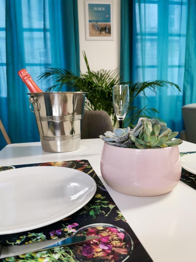 Appartement Ma Douce Charente - Superbe T3 Design Et Fonctionnel - Hyper Centre A แซ็งต์ ภายนอก รูปภาพ