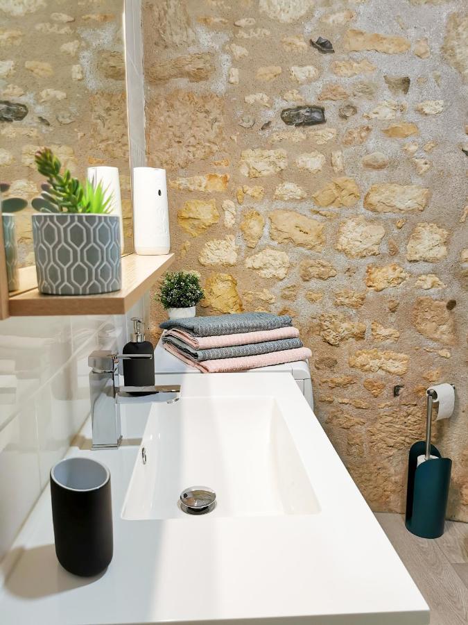 Appartement Ma Douce Charente - Superbe T3 Design Et Fonctionnel - Hyper Centre A แซ็งต์ ภายนอก รูปภาพ