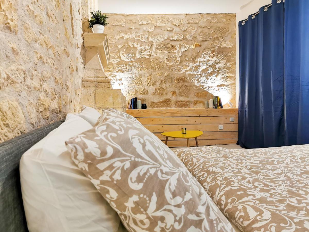 Appartement Ma Douce Charente - Superbe T3 Design Et Fonctionnel - Hyper Centre A แซ็งต์ ภายนอก รูปภาพ