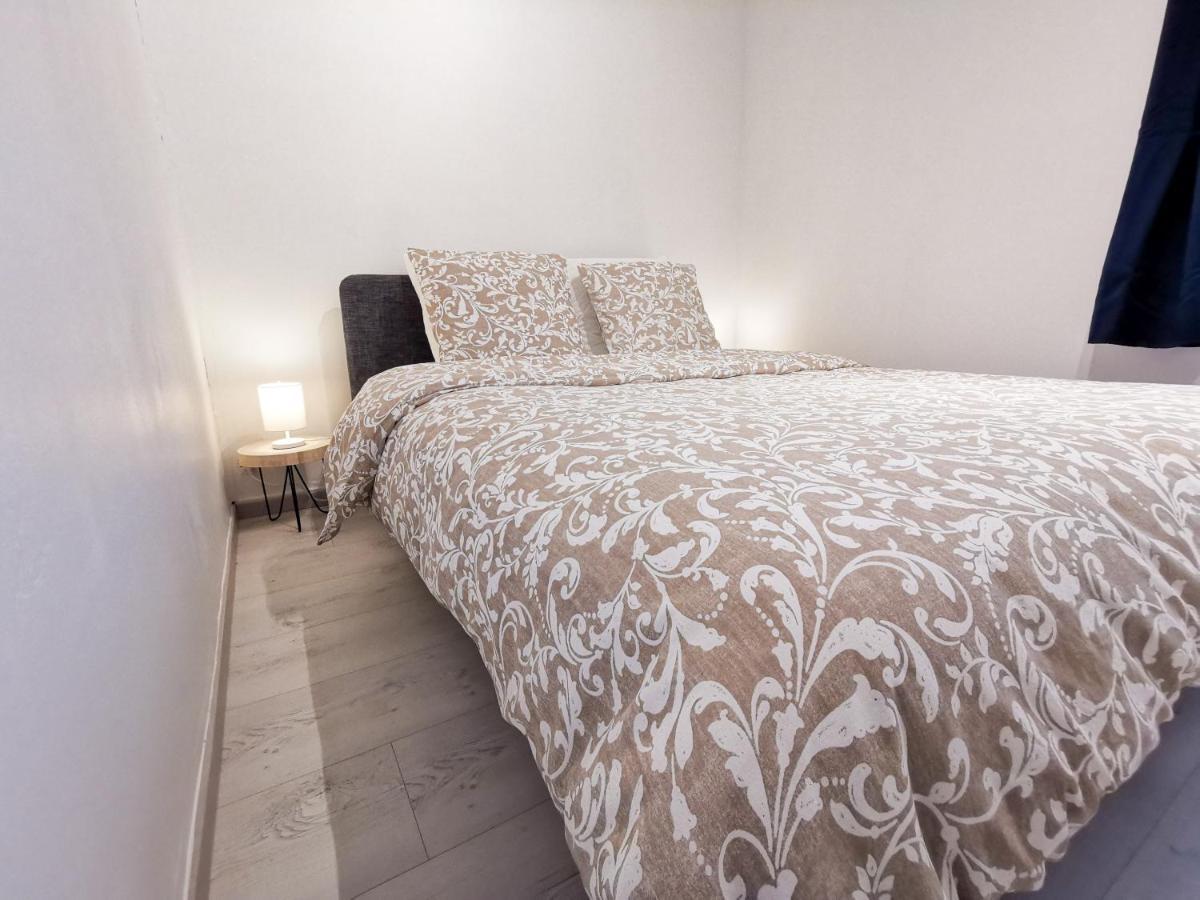 Appartement Ma Douce Charente - Superbe T3 Design Et Fonctionnel - Hyper Centre A แซ็งต์ ภายนอก รูปภาพ